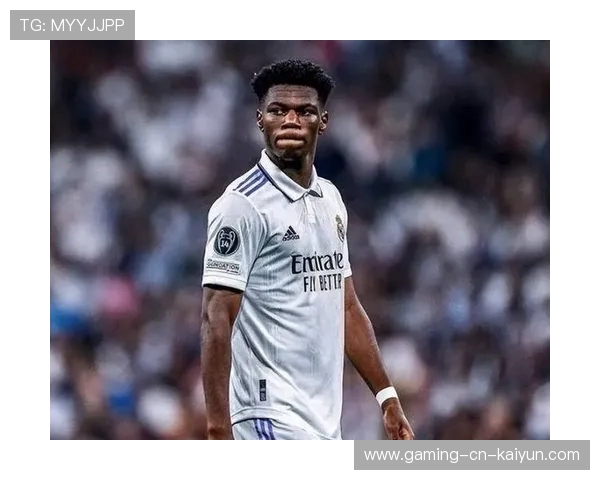 皇马凭借连续横移逐渐掌握控场,提升比赛控制力